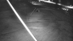 Spodní část sjezdovky skiareálu Karolinka