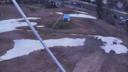 Spodní část sjezdovky skiareálu Karolinka