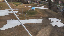 Spodní část sjezdovky skiareálu Karolinka