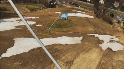 Spodní část sjezdovky skiareálu Karolinka