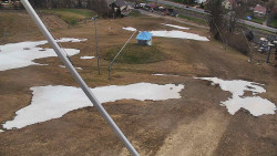 Spodní část sjezdovky skiareálu Karolinka