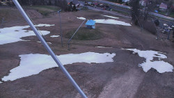 Spodní část sjezdovky skiareálu Karolinka