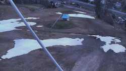 Spodní část sjezdovky skiareálu Karolinka