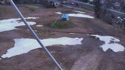 Spodní část sjezdovky skiareálu Karolinka