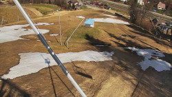 Spodní část sjezdovky skiareálu Karolinka