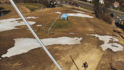 Spodní část sjezdovky skiareálu Karolinka