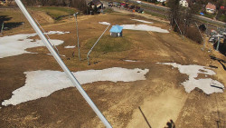 Spodní část sjezdovky skiareálu Karolinka