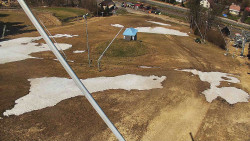 Spodní část sjezdovky skiareálu Karolinka