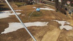 Spodní část sjezdovky skiareálu Karolinka