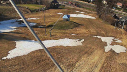 Spodní část sjezdovky skiareálu Karolinka