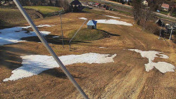 Spodní část sjezdovky skiareálu Karolinka