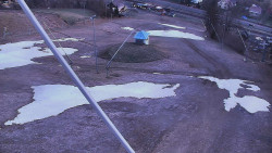 Spodní část sjezdovky skiareálu Karolinka