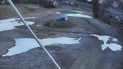 Spodní část sjezdovky skiareálu Karolinka