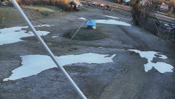 Spodní část sjezdovky skiareálu Karolinka