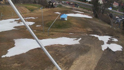 Spodní část sjezdovky skiareálu Karolinka