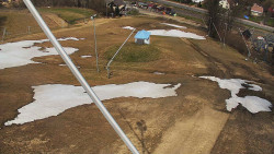 Spodní část sjezdovky skiareálu Karolinka