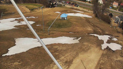 Spodní část sjezdovky skiareálu Karolinka