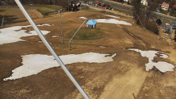 Spodní část sjezdovky skiareálu Karolinka