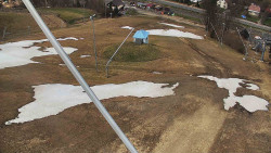 Spodní část sjezdovky skiareálu Karolinka