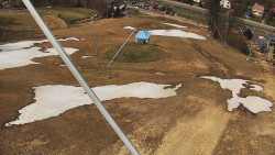 Spodní část sjezdovky skiareálu Karolinka