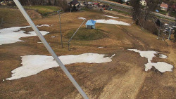 Spodní část sjezdovky skiareálu Karolinka