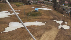 Spodní část sjezdovky skiareálu Karolinka