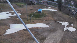 Spodní část sjezdovky skiareálu Karolinka