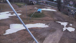 Spodní část sjezdovky skiareálu Karolinka