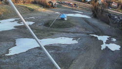 Spodní část sjezdovky skiareálu Karolinka