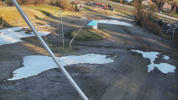 Spodní část sjezdovky skiareálu Karolinka