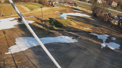 Spodní část sjezdovky skiareálu Karolinka