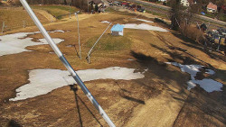 Spodní část sjezdovky skiareálu Karolinka