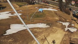 Spodní část sjezdovky skiareálu Karolinka