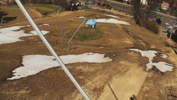 Spodní část sjezdovky skiareálu Karolinka