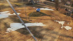 Spodní část sjezdovky skiareálu Karolinka