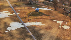 Spodní část sjezdovky skiareálu Karolinka