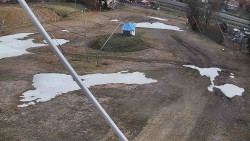 Spodní část sjezdovky skiareálu Karolinka