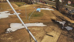 Spodní část sjezdovky skiareálu Karolinka