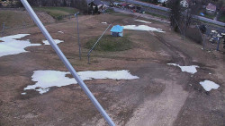 Spodní část sjezdovky skiareálu Karolinka