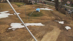 Spodní část sjezdovky skiareálu Karolinka