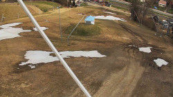 Spodní část sjezdovky skiareálu Karolinka