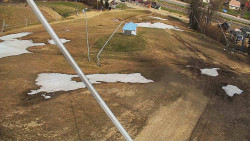 Spodní část sjezdovky skiareálu Karolinka