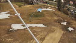 Spodní část sjezdovky skiareálu Karolinka