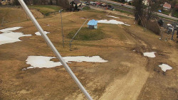 Spodní část sjezdovky skiareálu Karolinka