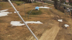 Spodní část sjezdovky skiareálu Karolinka