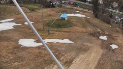 Spodní část sjezdovky skiareálu Karolinka