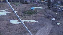 Spodní část sjezdovky skiareálu Karolinka