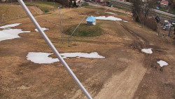 Spodní část sjezdovky skiareálu Karolinka