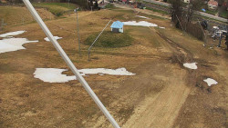 Spodní část sjezdovky skiareálu Karolinka