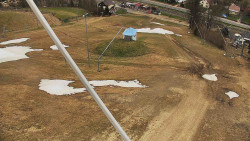 Spodní část sjezdovky skiareálu Karolinka